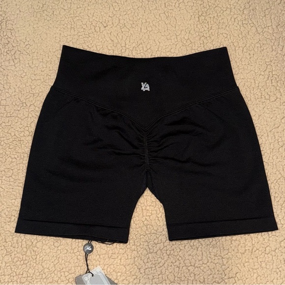 NWT YoungLA W128 LEGACY SEAMLESS SHORTS - Picture 8 of 14